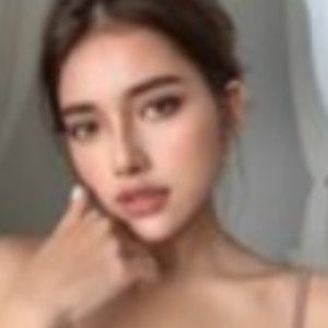 Meet your Posher, Rafaelita